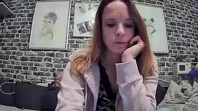 SexyMilf_37 from StripChat is Freechat