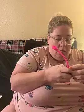 sexymommy1988 from StripChat is Freechat