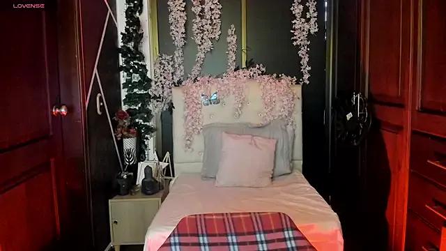 SexyNaf from StripChat is Freechat