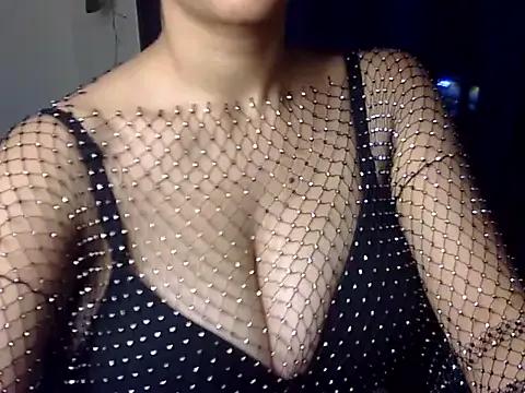 sexysilk1 from StripChat is Freechat