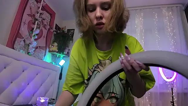 Girls: try live performances with matured performers, from dancing to quirks, in a variety of beautiful sex cams.