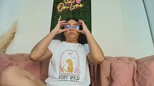 Girls: try live performances with matured performers, from dancing to quirks, in a variety of beautiful sex cams.