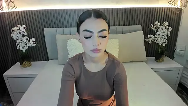 Girls: try live performances with matured performers, from dancing to quirks, in a variety of beautiful sex cams.