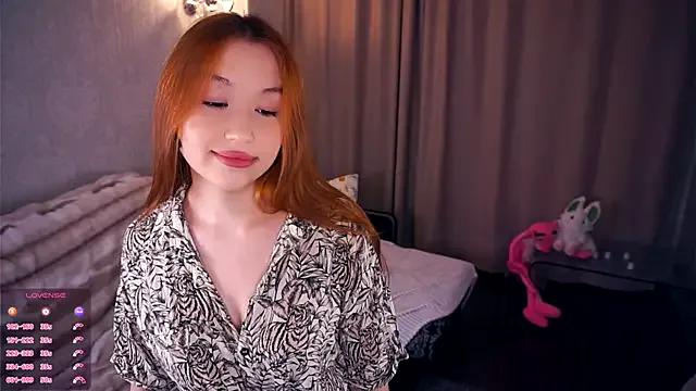 ShariTietge from StripChat is Freechat