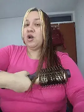 sharon-D from StripChat is Freechat