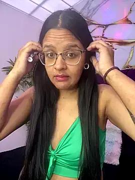 sharon_ec from StripChat is Freechat