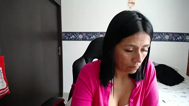 Sharoon_cheerry from StripChat