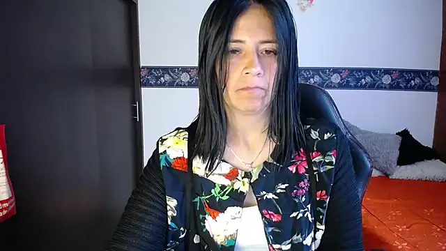 Sharoon_cheerry from StripChat