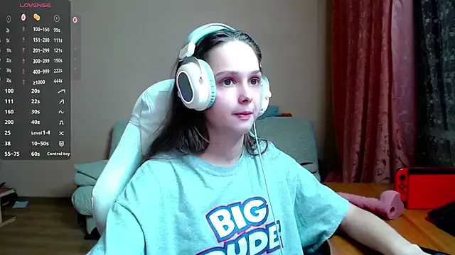 SharybbFace from StripChat is Freechat