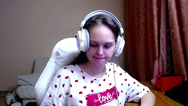 SharybbFace from StripChat is Freechat