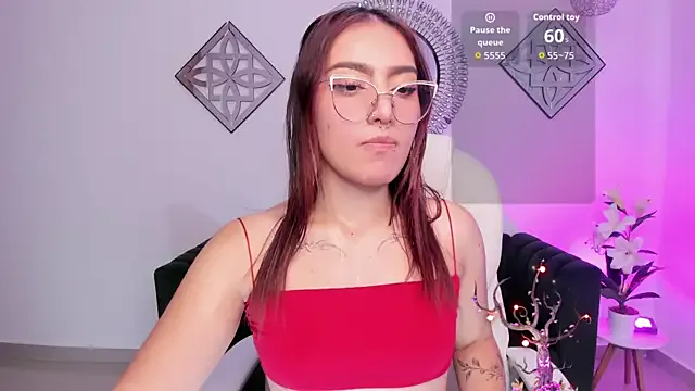 Girls: try live performances with matured performers, from dancing to quirks, in a variety of beautiful sex cams.