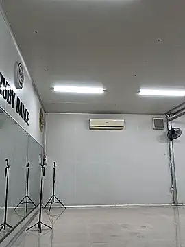 ShinnaBee from StripChat is Freechat