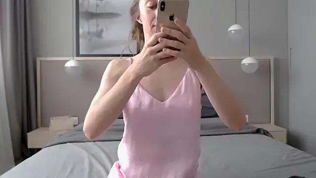 ShySchoolGirl from StripChat