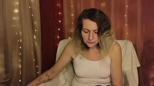 silvaraNoir from StripChat is Freechat