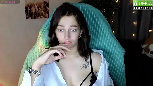 Girls: try live performances with matured performers, from dancing to quirks, in a variety of beautiful sex cams.