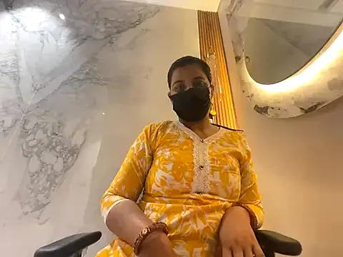 sizllingzaara from StripChat is Freechat