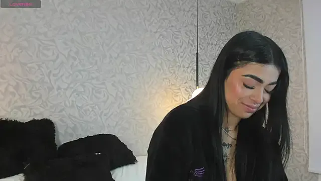 skailyn_angels from StripChat is Freechat