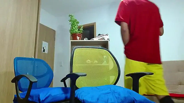 Girls: try live performances with matured performers, from dancing to quirks, in a variety of beautiful sex cams.