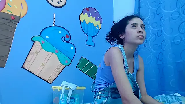 Girls: try live performances with matured performers, from dancing to quirks, in a variety of beautiful sex cams.