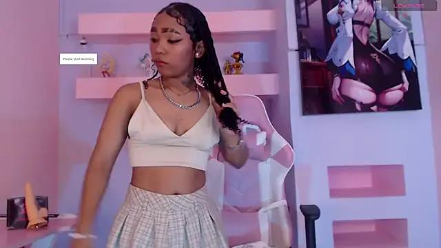 SkylerBloomm from StripChat is Freechat