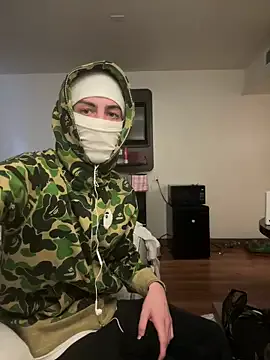 slimshadypt2 from StripChat is Freechat