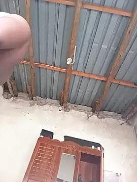 small_D94 from StripChat is Freechat