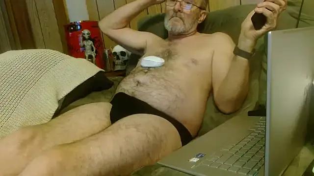 snickers1 from StripChat is Freechat