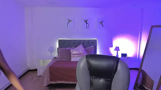 Sofia_collen_ from StripChat is Freechat