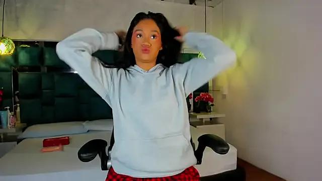 sofia_gomez1_ from StripChat is Freechat