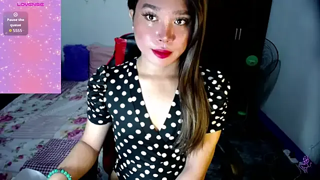 Sofiathe1st from StripChat
