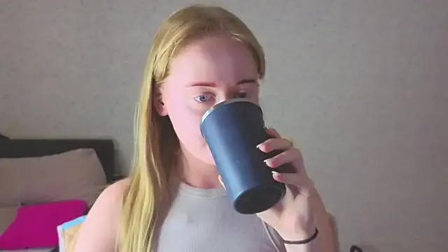 sofiy_milashka999 from StripChat is Freechat