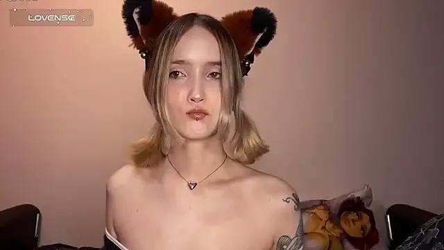SoftcoreAlly from StripChat is Freechat