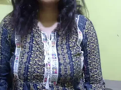 Sonali_Saxena from StripChat is Freechat