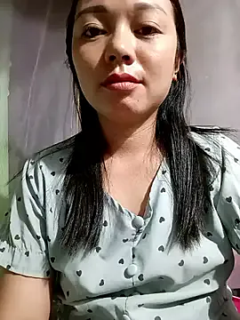 Sophia-pusy from StripChat is Freechat