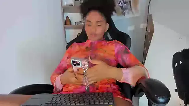 Girls: try live performances with matured performers, from dancing to quirks, in a variety of beautiful sex cams.