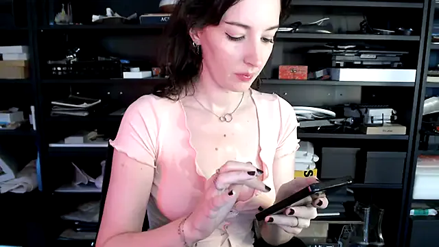 sophia_leurre_xcam from StripChat is Freechat