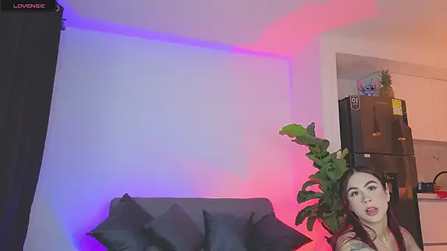 Girls: try live performances with matured performers, from dancing to quirks, in a variety of beautiful sex cams.