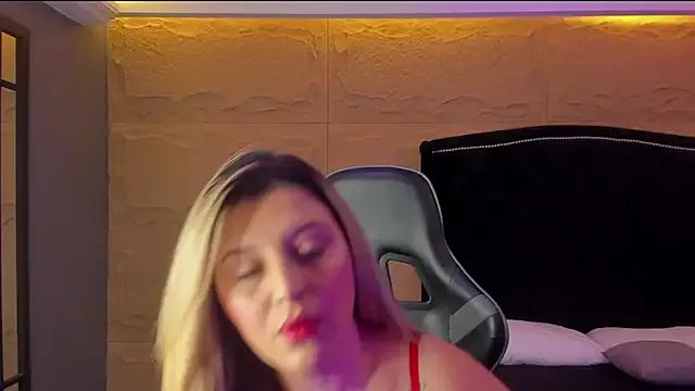 Girls: try live performances with matured performers, from dancing to quirks, in a variety of beautiful sex cams.