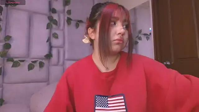 sophiievv from StripChat is Freechat
