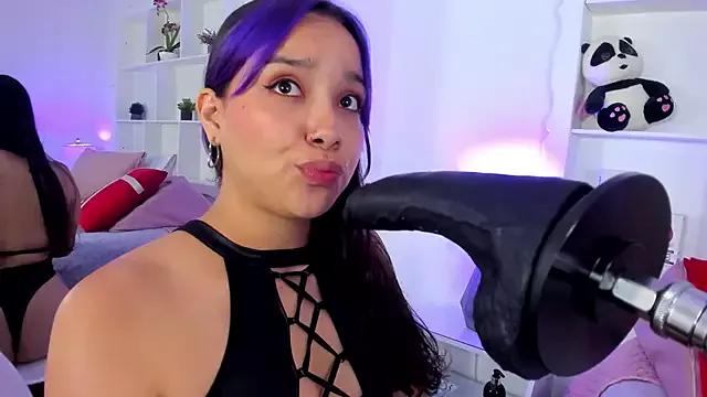 Girls: try live performances with matured performers, from dancing to quirks, in a variety of beautiful sex cams.