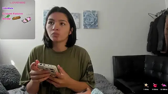 Girls: try live performances with matured performers, from dancing to quirks, in a variety of beautiful sex cams.