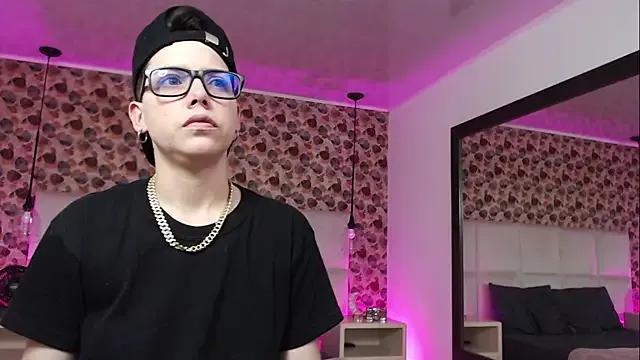 SpencerMontgomery from StripChat is Freechat
