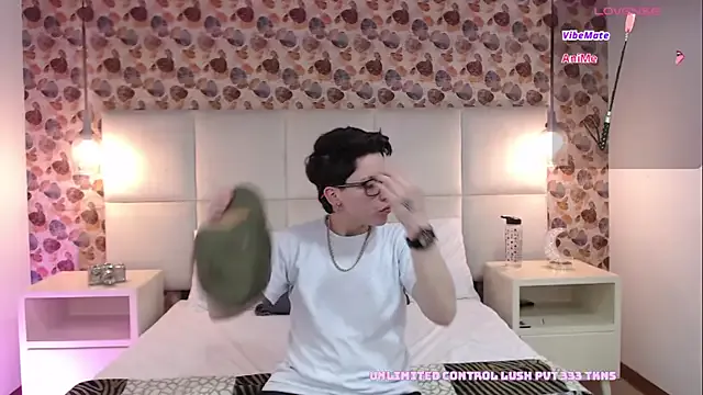 SpencerMontgomery from StripChat