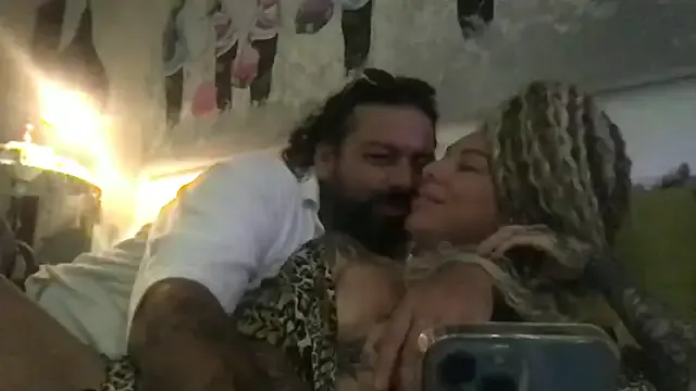 spiritlovers33 from StripChat is Freechat