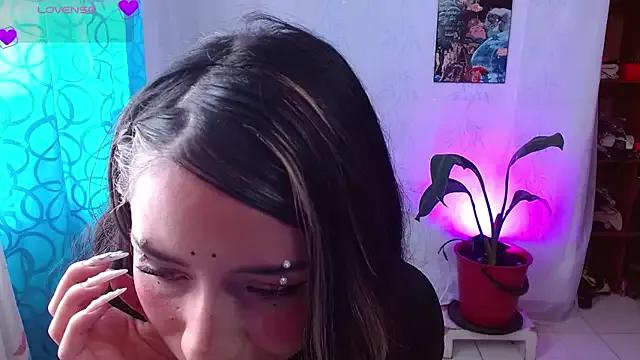 Girls: try live performances with matured performers, from dancing to quirks, in a variety of beautiful sex cams.