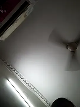 srimasrima from StripChat is Freechat