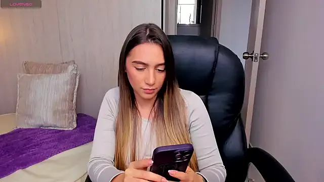 Girls: try live performances with matured performers, from dancing to quirks, in a variety of beautiful sex cams.