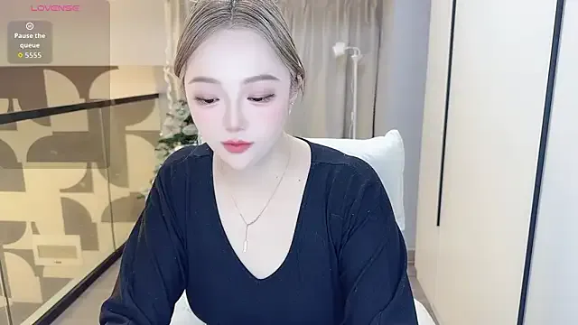 Star-XinX from StripChat is Freechat