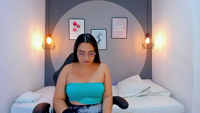 stefannyrivas from StripChat is Freechat