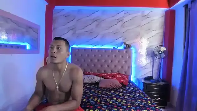 Stefany_Andruw from StripChat is Freechat